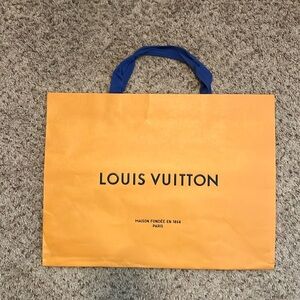 LOUIS VUITTON BAG